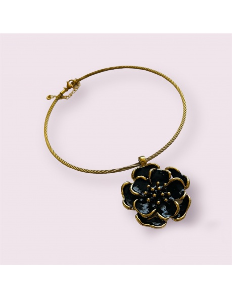 Collar Pirirta