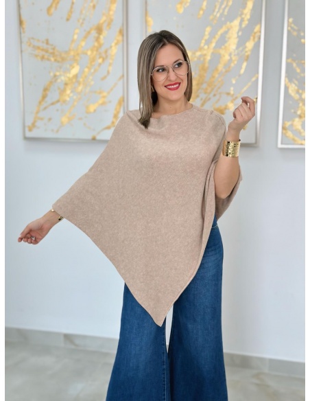 Poncho Etura
