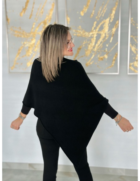 Poncho Etura