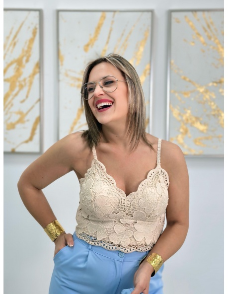 Top Lucrecia