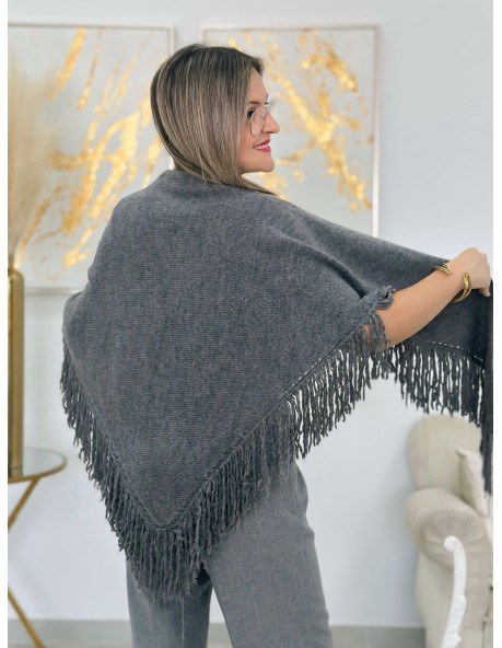 Poncho Casandra