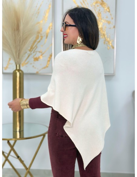 Poncho Alcornoque